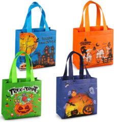 Sangadega halloweeni kommikott lastele.