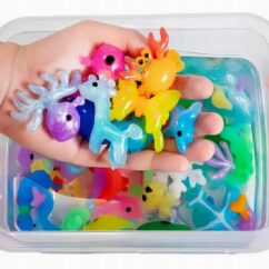 Pehmest silikoonist värvilised loomad.