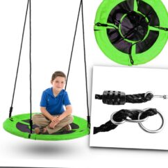 Rohelise ja mustakirju pesakiik millel istub poiss.