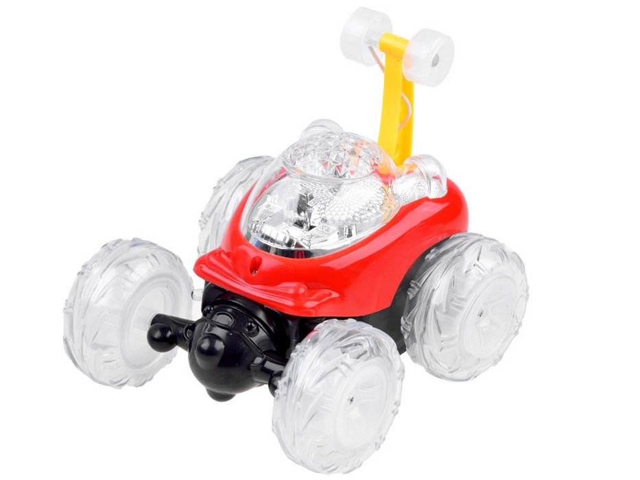 Laste trikiauto punane crazy twister koahpeal seismas.