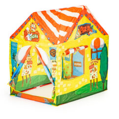 Laste telk pitsa restorani kujundusega. Kollane kivimaja akende ja restorani sildiga.